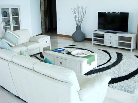 Reflection On The Sea - Accommodation BNB 42