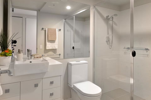 Pure Kirra - Accommodation BNB 11