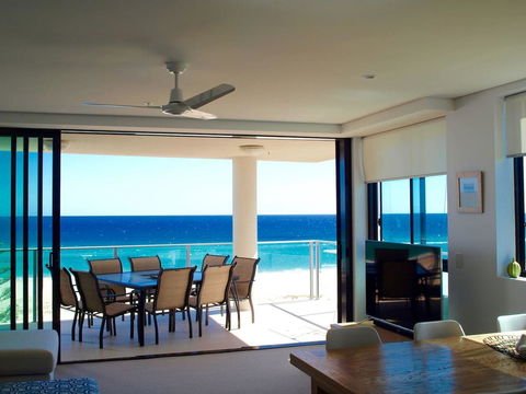 Pure Kirra - Accommodation BNB 7
