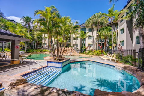 Currumbin Sands On The Beach - Accommodation BNB 5