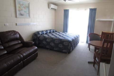 The Park Motel - Accommodation BNB 4