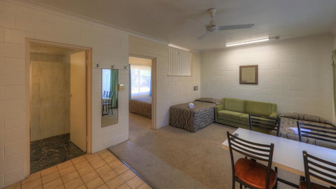 The Park Motel - Accommodation BNB 25