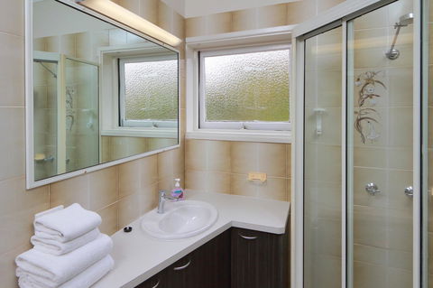 Palm Beach Hotel - Accommodation BNB 3