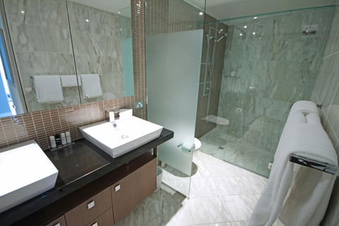 Oceans Mooloolaba - Accommodation BNB 33