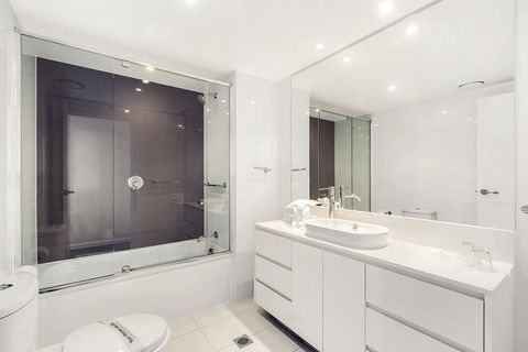 H Star Residences-- Paradise Stayz - Accommodation BNB 0
