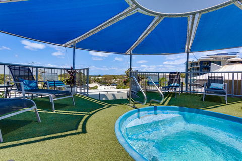 Beach Club Resort Mooloolaba - Accommodation BNB 3