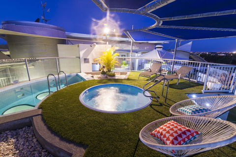 Beach Club Resort Mooloolaba - Accommodation BNB 9