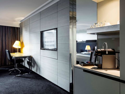Pullman Brisbane King George Square - Accommodation BNB 43
