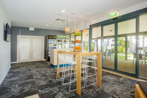Mantra Hervey Bay - Accommodation BNB 7