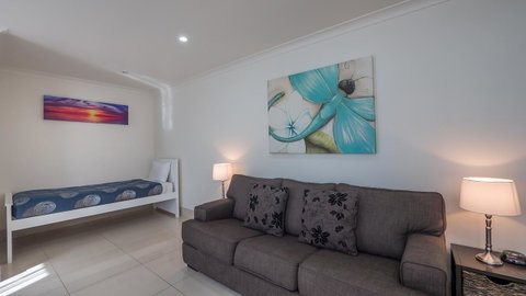 Bilinga Beach Motel - Accommodation BNB 36