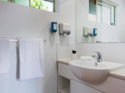 Anchor Motel Noosa - Accommodation BNB 6