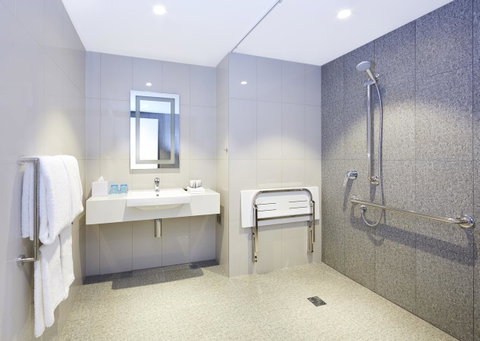 Holiday Inn Express Brisbane Central, An IHG Hotel - Accommodation BNB 15