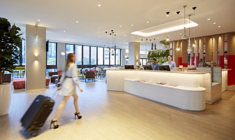 Holiday Inn Express Brisbane Central, An IHG Hotel - Accommodation BNB 0