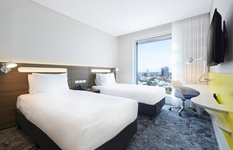Holiday Inn Express Brisbane Central, An IHG Hotel - Accommodation BNB 17