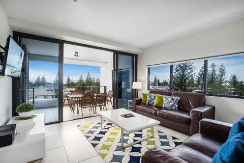 Ultra Broadbeach - Accommodation BNB 11