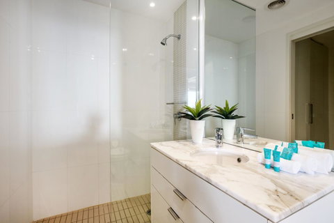 Ultra Broadbeach - Accommodation BNB 29