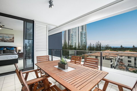 Ultra Broadbeach - Accommodation BNB 6