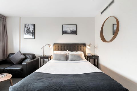 Ridge Apartment Hotel - Accommodation BNB 1