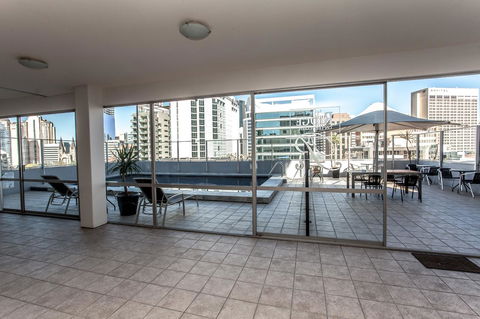Ridge Apartment Hotel - Accommodation BNB 42