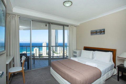 Chevron Renaissance - Private Apartments - Accommodation BNB 40