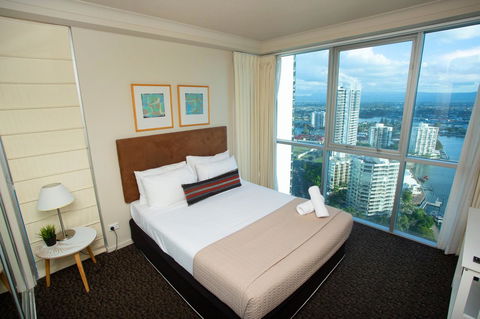 Chevron Renaissance - Private Apartments - Accommodation BNB 28
