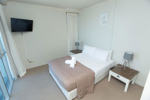 Chevron Renaissance - Private Apartments - Accommodation BNB 15