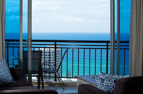 Chevron Renaissance - Private Apartments - Accommodation BNB 10