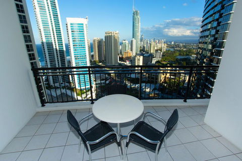 Chevron Renaissance - Private Apartments - Accommodation BNB 35