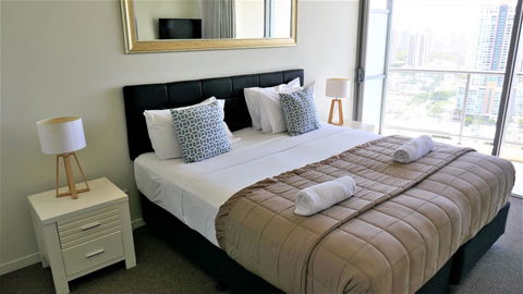 Chevron Renaissance - Private Apartments - Accommodation BNB 43