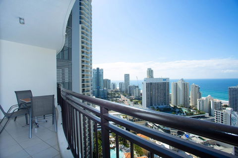 Chevron Renaissance - Private Apartments - Accommodation BNB 17