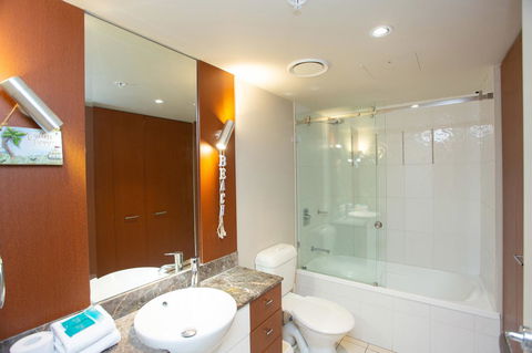 Chevron Renaissance - Private Apartments - Accommodation BNB 4