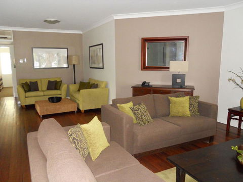 BeachView Apartments At Villa Paradiso - Accommodation BNB 35