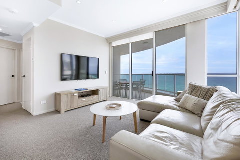Pacific Views Resort - Accommodation BNB 5