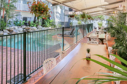 Coral Tree Inn - Accommodation BNB 4