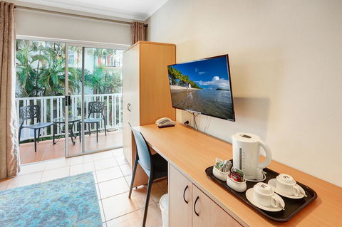 Coral Tree Inn - Accommodation BNB 12