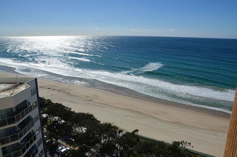 Zenith Ocean Front Apartments - Accommodation BNB 41