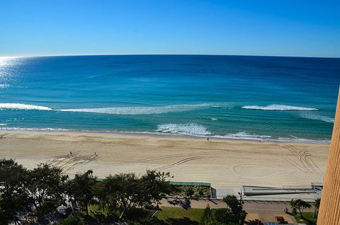 Zenith Ocean Front Apartments - Accommodation BNB 26