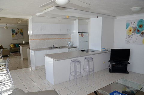 Zenith Ocean Front Apartments - Accommodation BNB 42