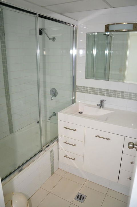 Zenith Ocean Front Apartments - Accommodation BNB 22