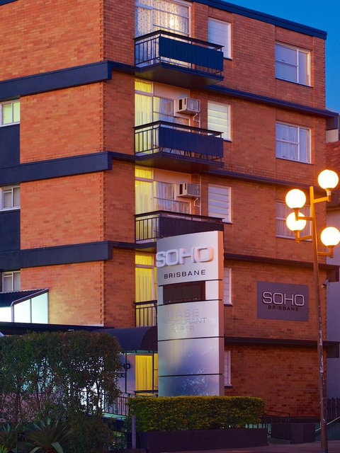 Soho Brisbane - Accommodation BNB 34