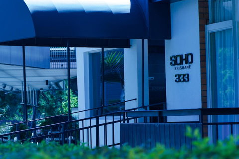 Soho Brisbane - Accommodation BNB 11