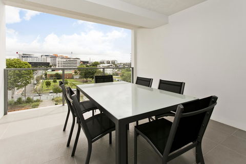 Arise Princess Regent Apartments - Accommodation BNB 2