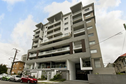 Arise Princess Regent Apartments - Accommodation BNB 1