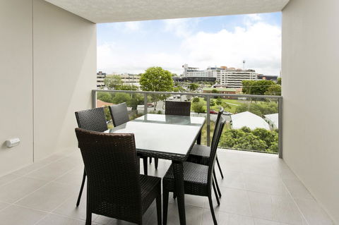 Arise Princess Regent Apartments - Accommodation BNB 10