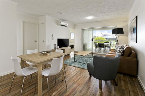 Arise Princess Regent Apartments - Accommodation BNB 3