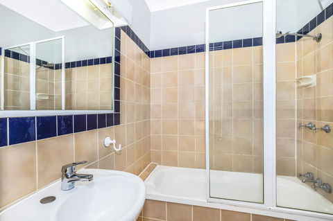 City Palms Brisbane - Accommodation BNB 12