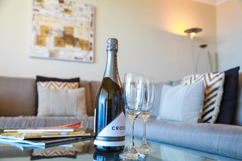 Oscar On Main Beach Resort - Accommodation BNB 15