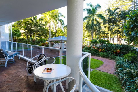 Oscar On Main Beach Resort - Accommodation BNB 24