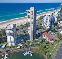Capricorn One Beachside Holiday Apartments - Official - Accommodation BNB
