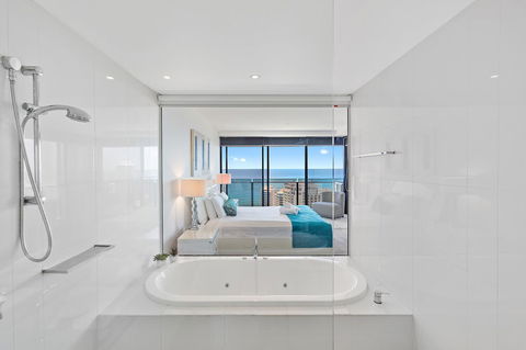 Holiday Holiday Circle On Cavill Apartments - Accommodation BNB 39